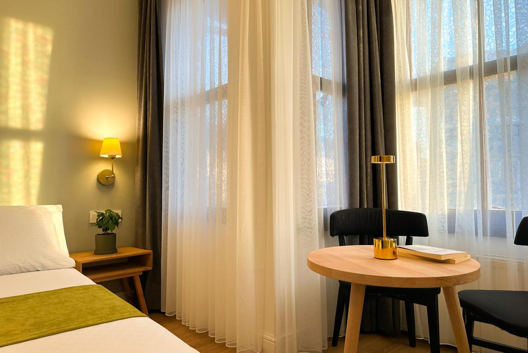 The Halic Bosphorus Hotel Istanbul Exterior photo